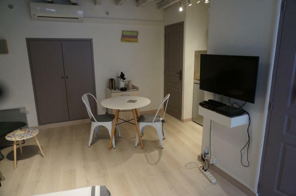 Typique Et Cosy Climatise. Apartment Arles